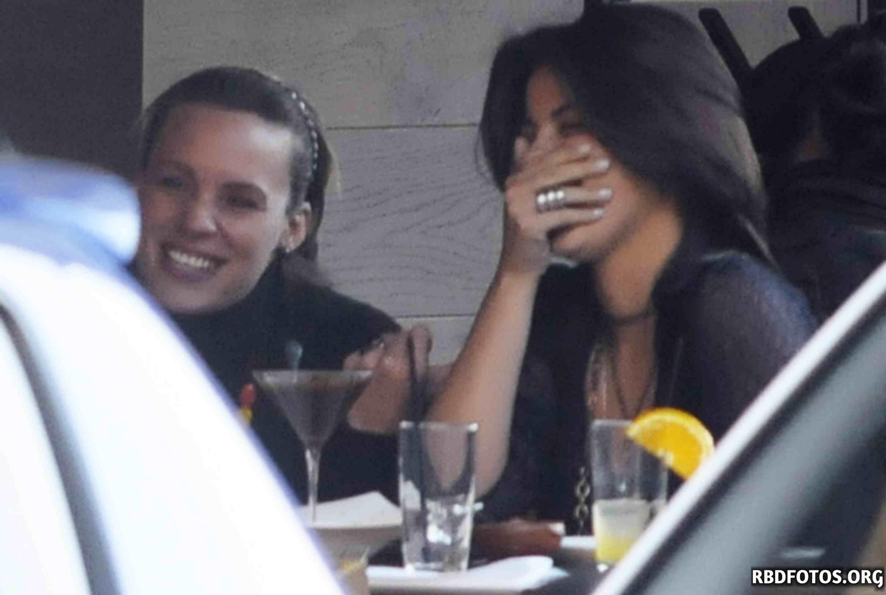 HQ
