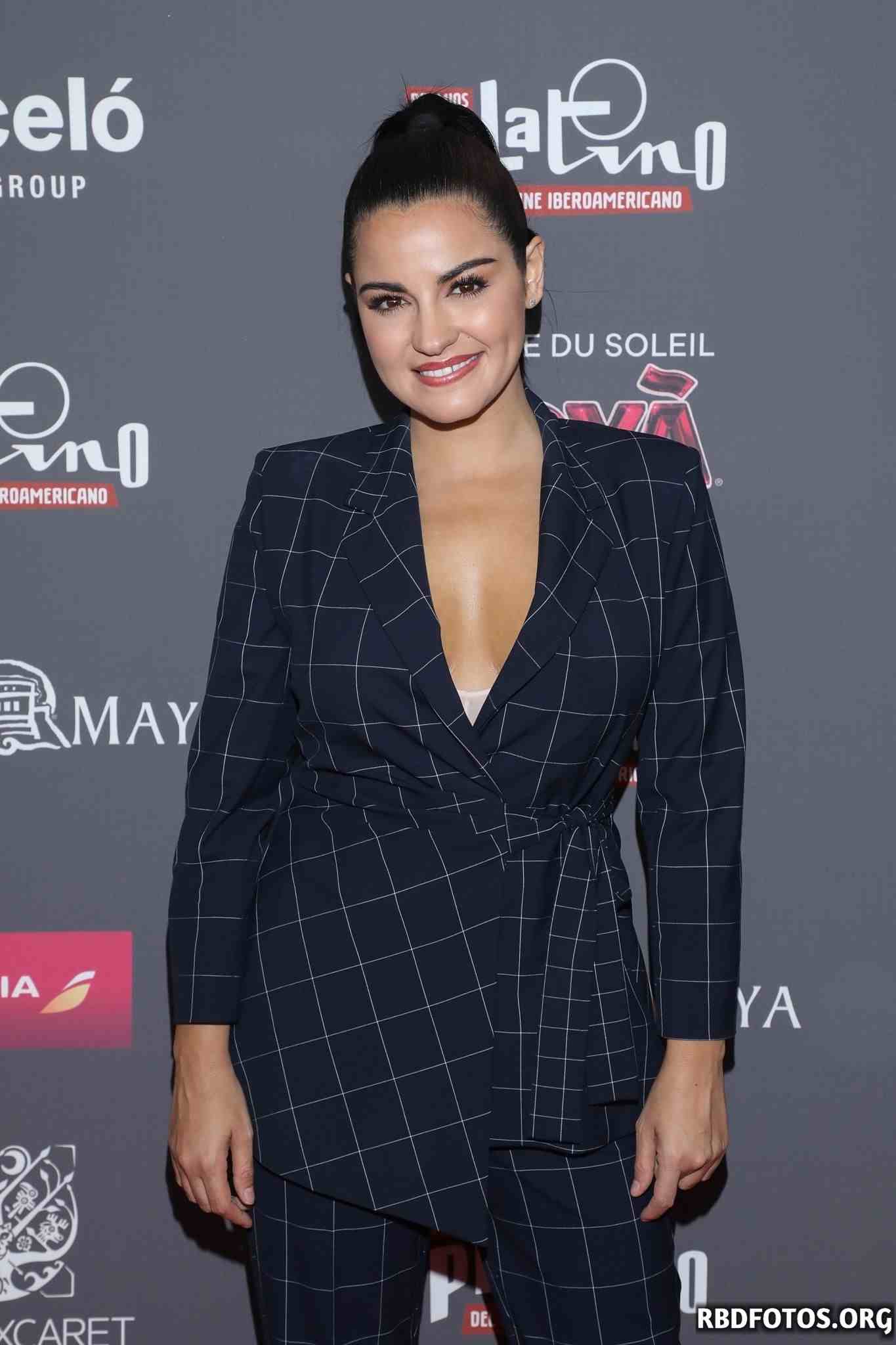 HQ
