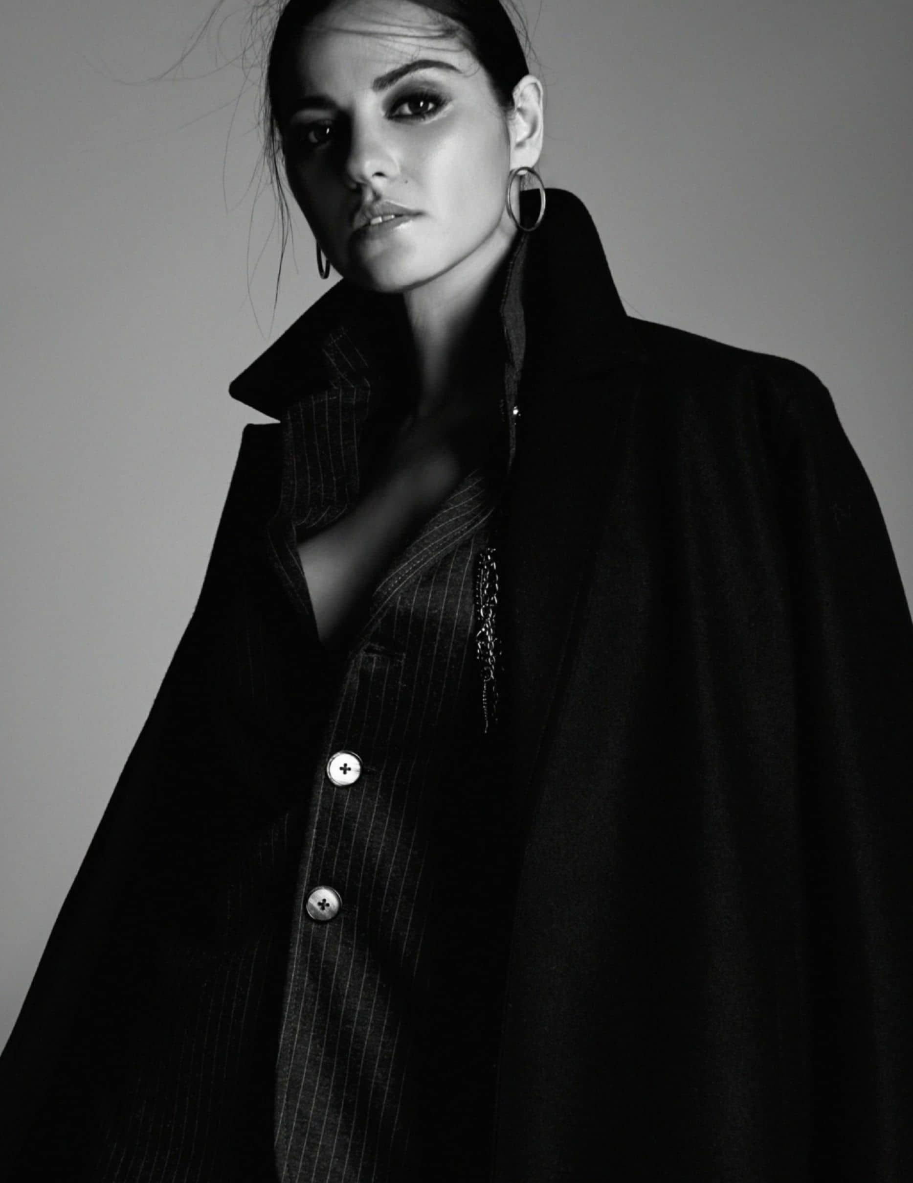 HQ
