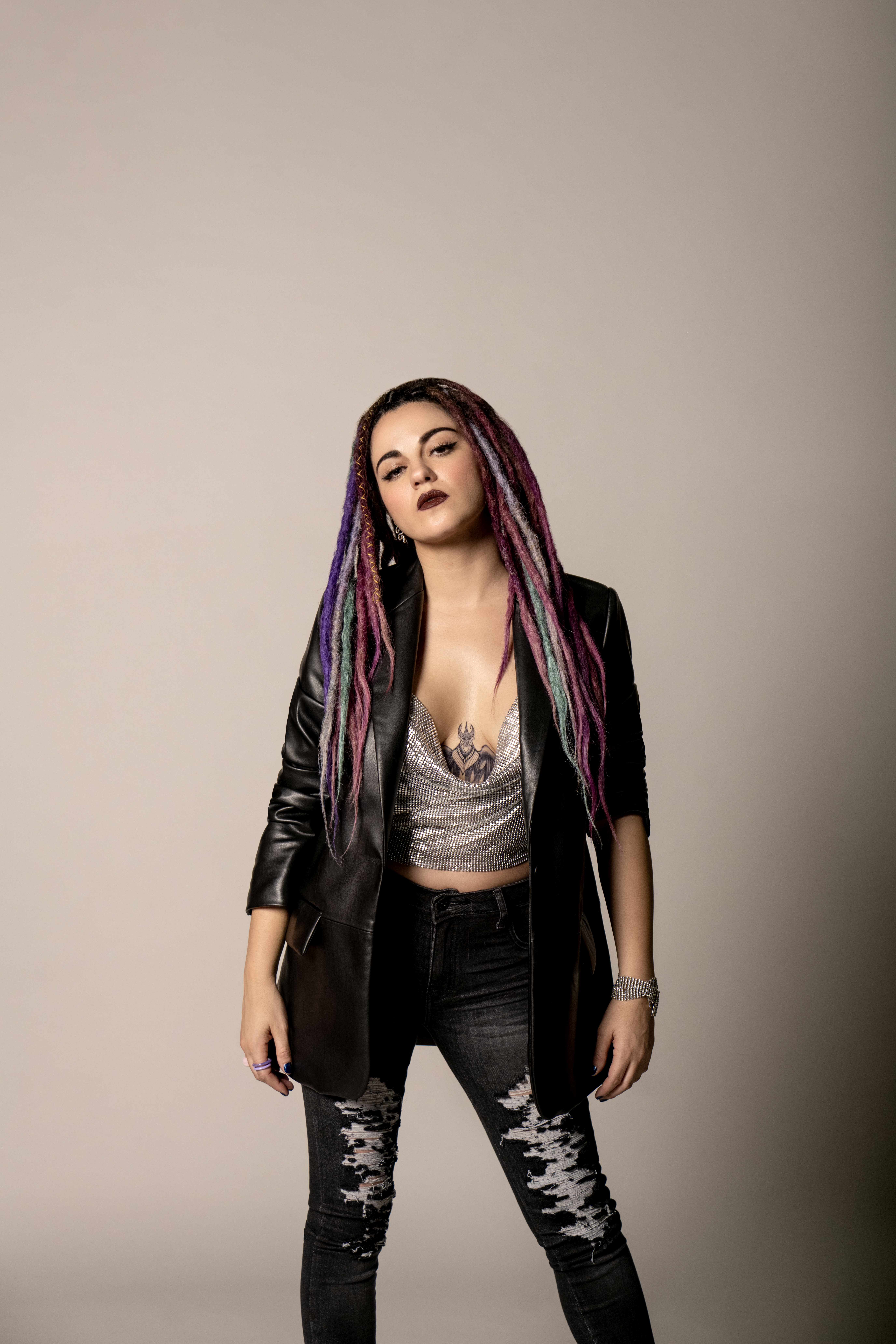 UHQ
UHQ