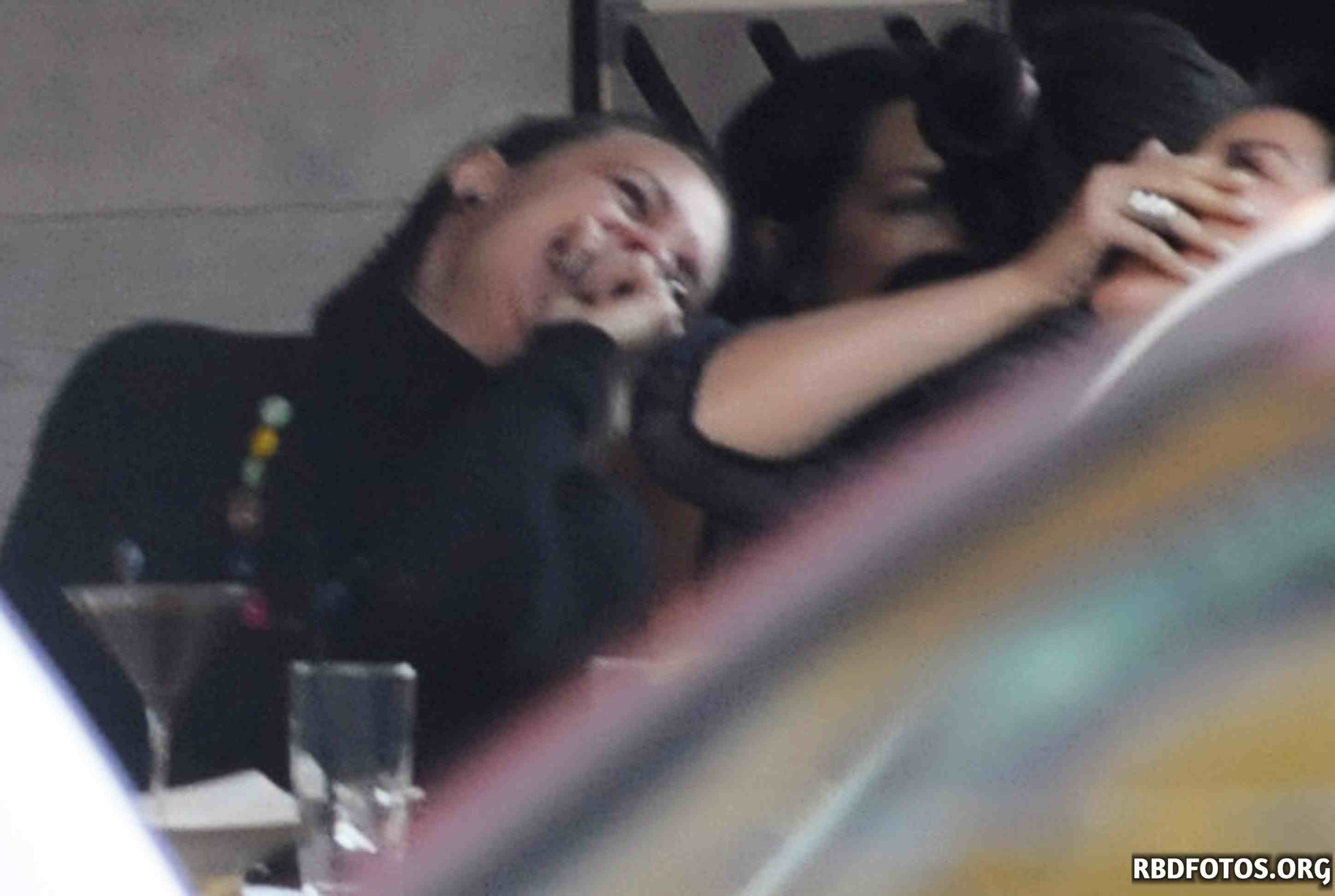 HQ
