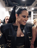 backstage_281929.jpg