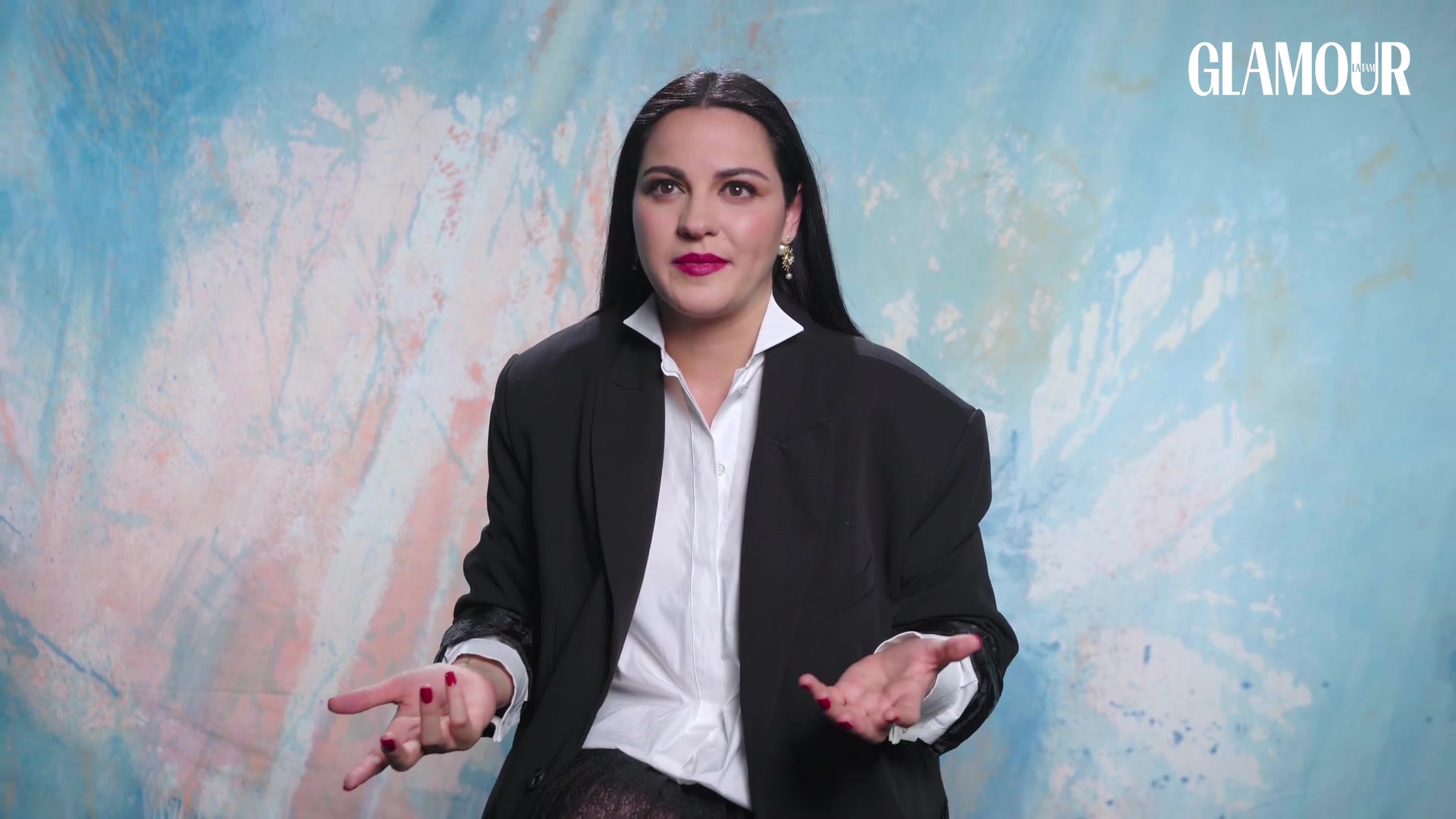 Maite_Perroni__si_tu_crees_en_ti_lo_puedes_lograr___Glamour_Mexico_0610.jpg