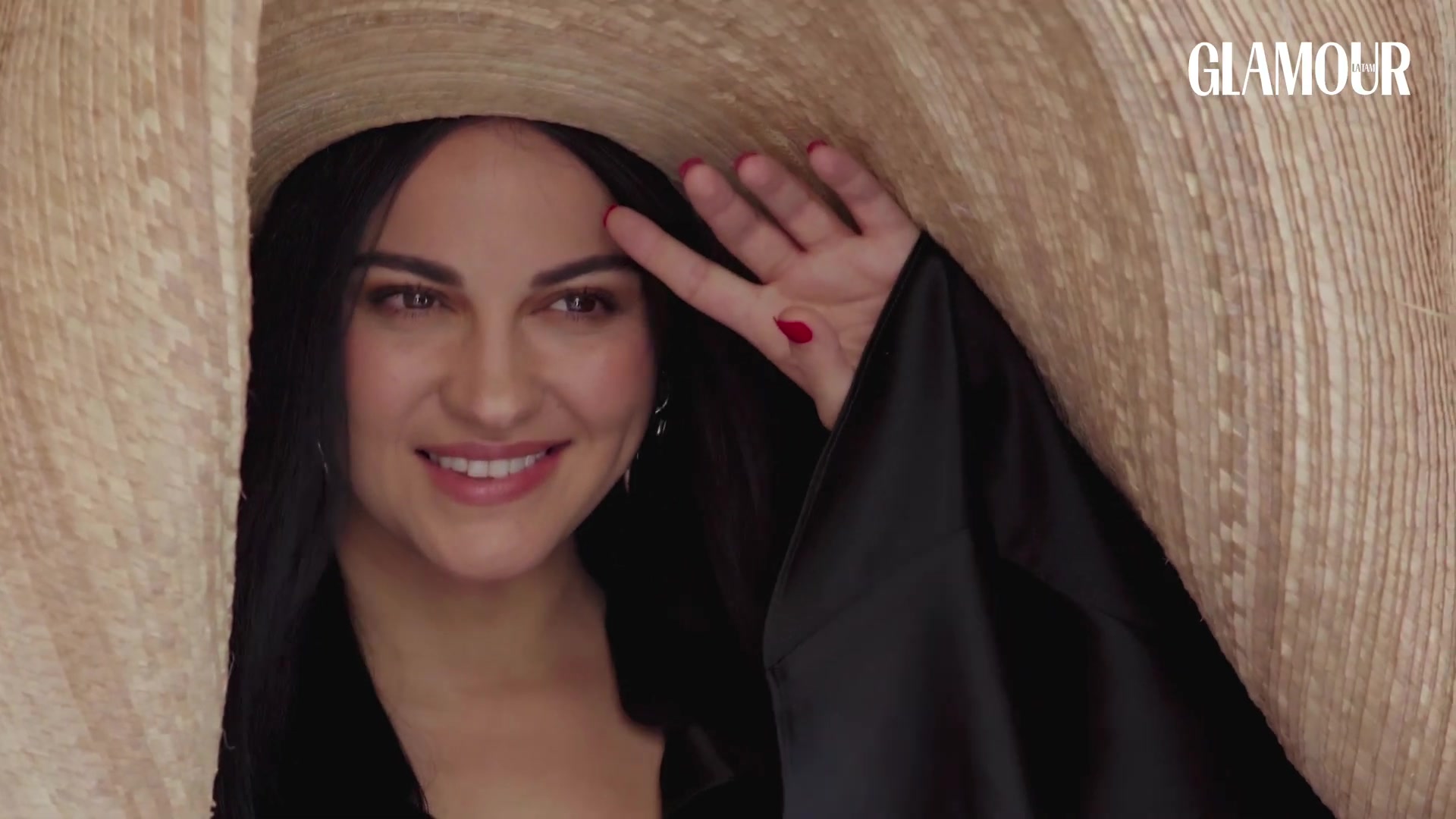 Maite_Perroni__si_tu_crees_en_ti_lo_puedes_lograr___Glamour_Mexico_3169.jpg