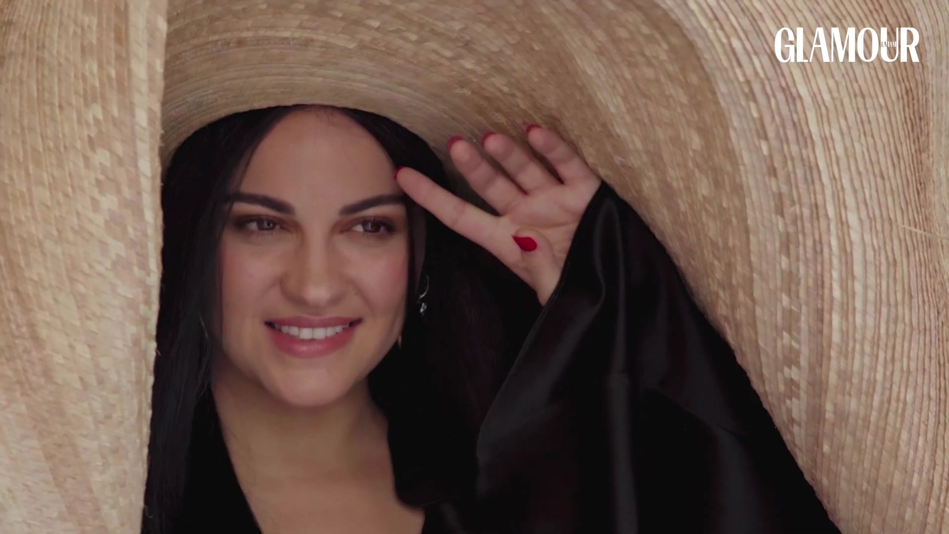 Maite_Perroni__si_tu_crees_en_ti_lo_puedes_lograr___Glamour_Mexico_3175.jpg