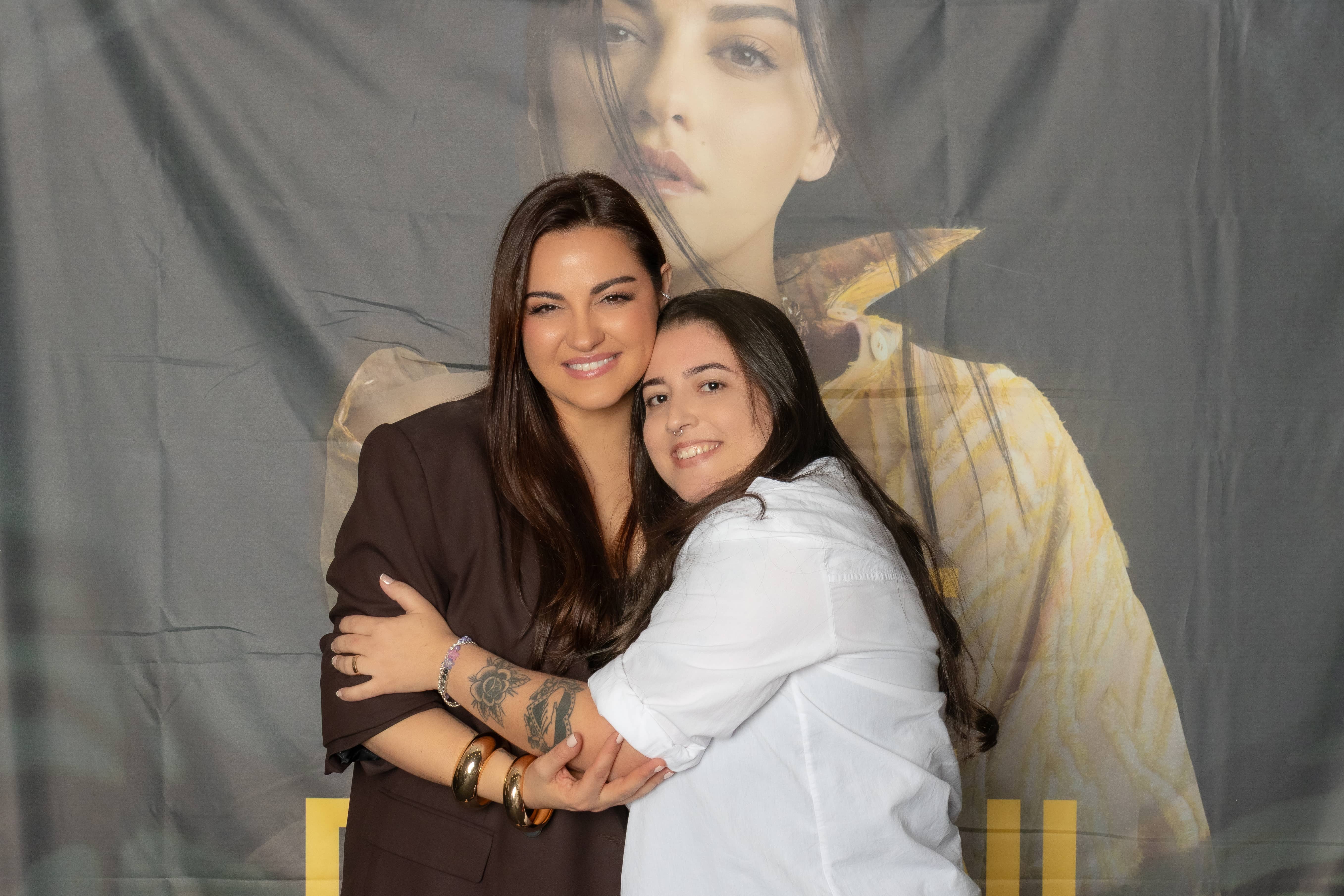 UHQ
UHQ