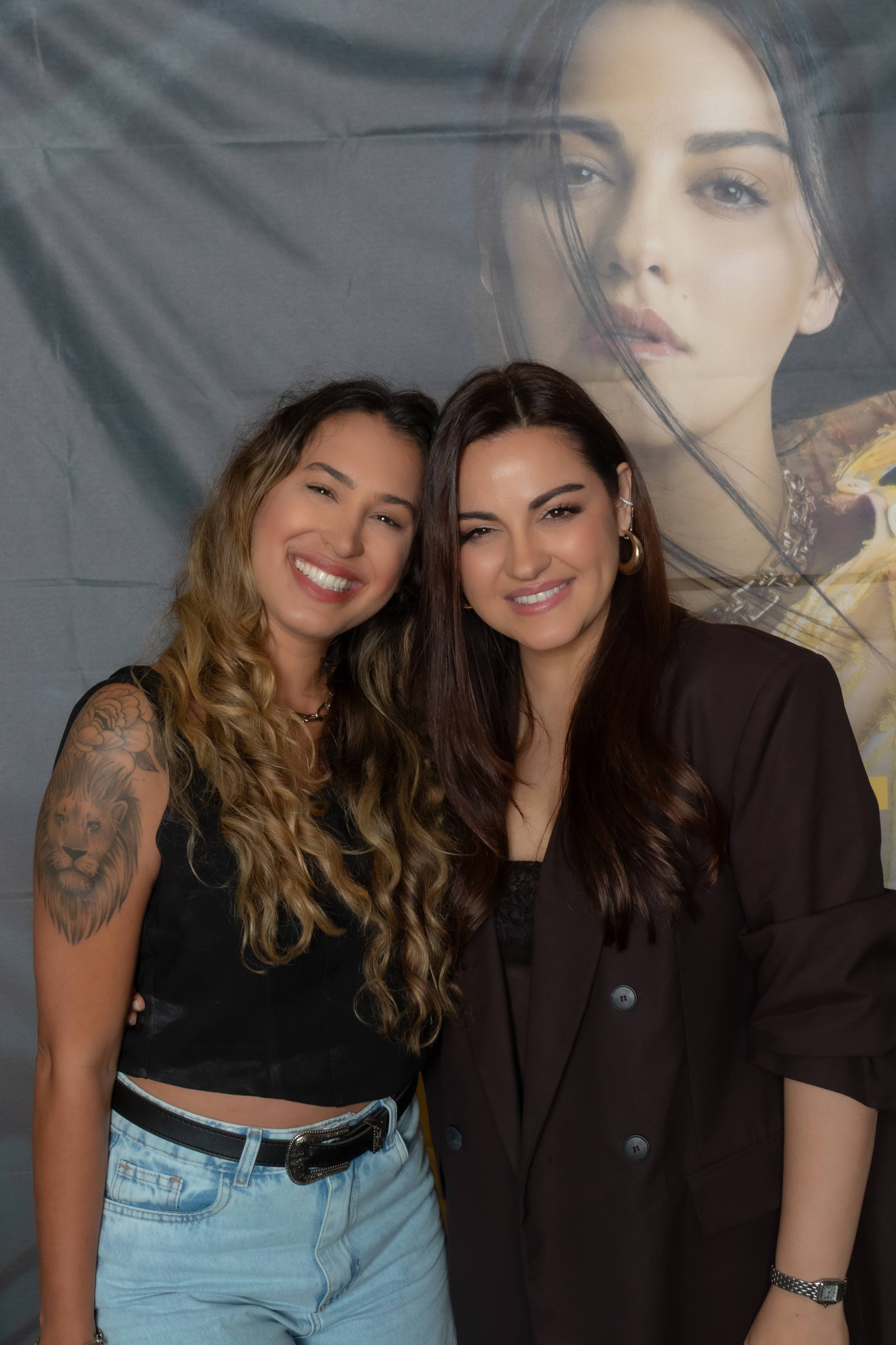 UHQ
UHQ