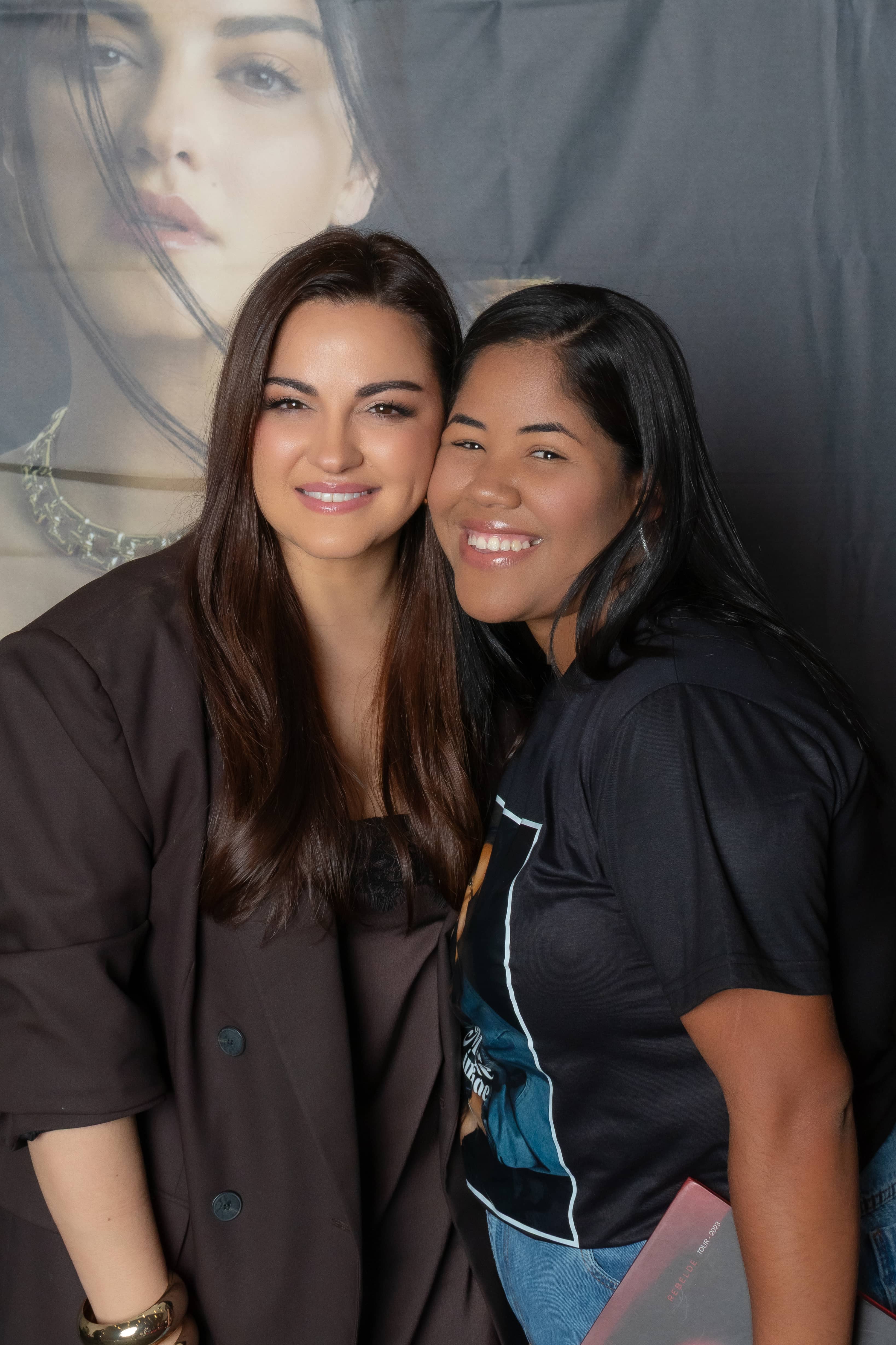 UHQ
UHQ