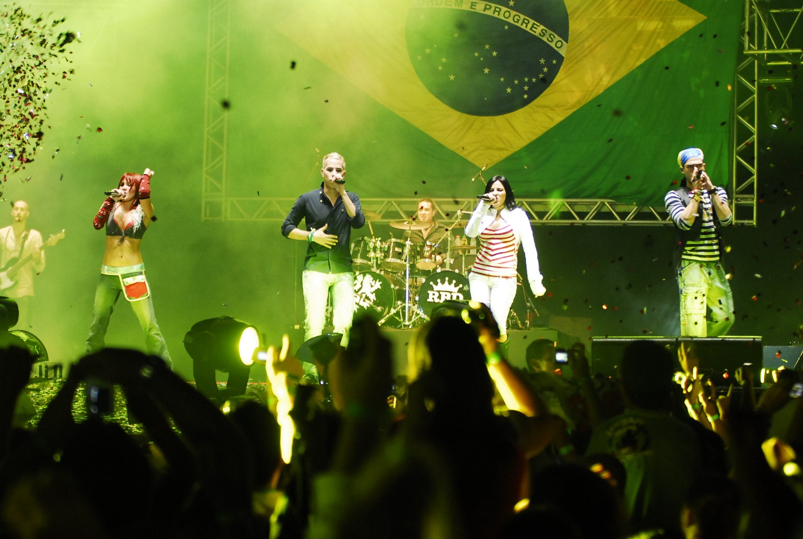 show-rbd-recife-2006-036.jpg show-rbd-recife-2006-036.jpg