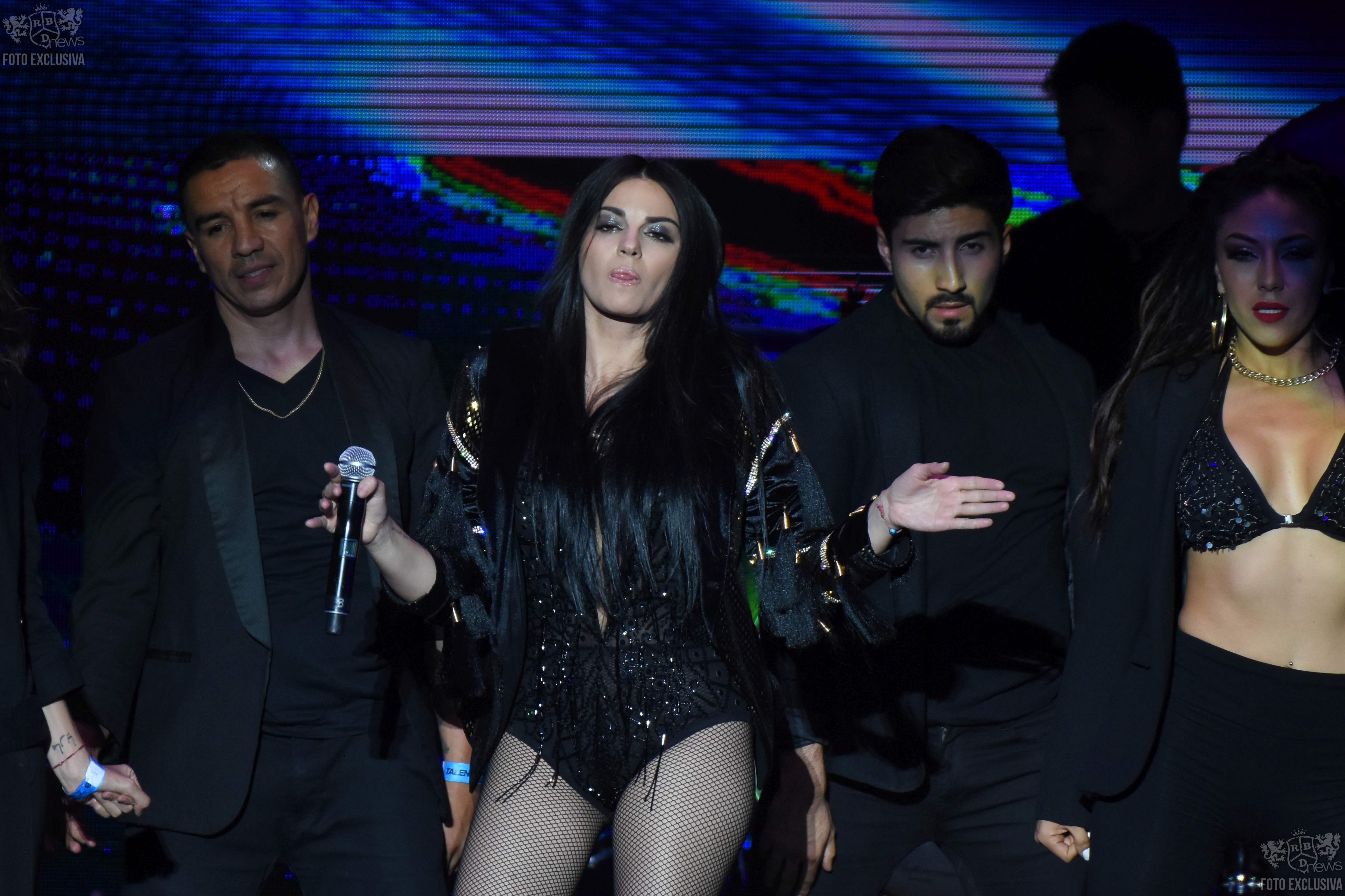 UHQ
UHQ