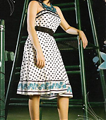 Surat_Cosmetics_2007_282129.jpg