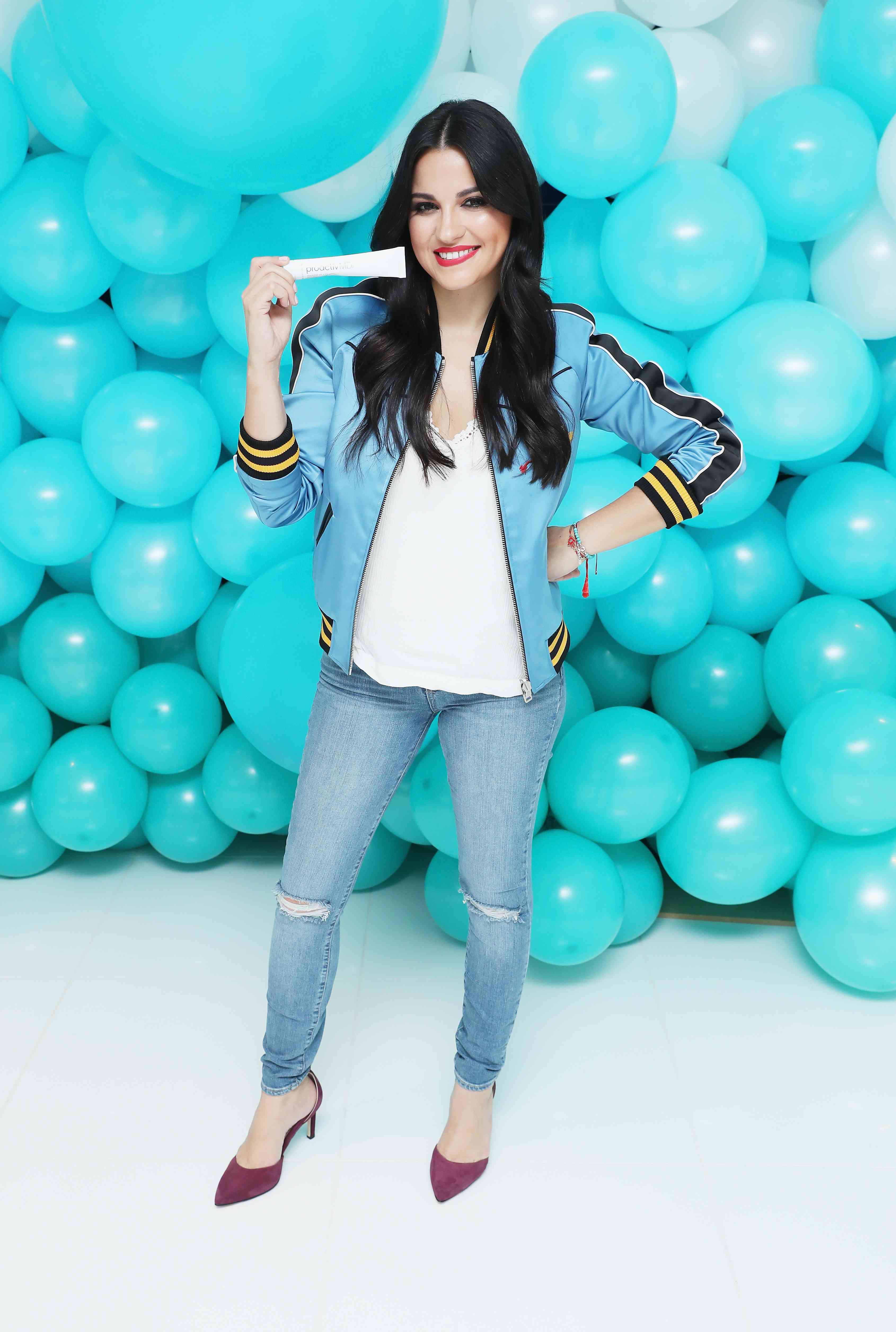 UHQ
UHQ