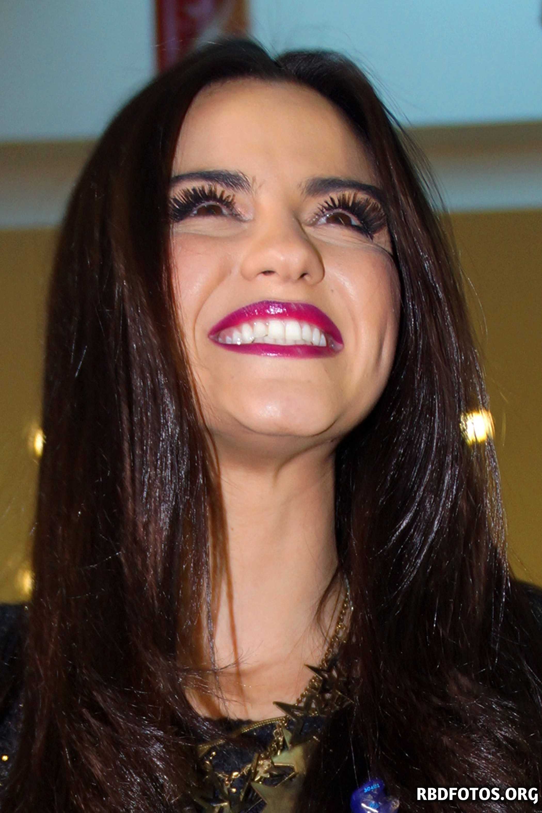 HQ
HQ